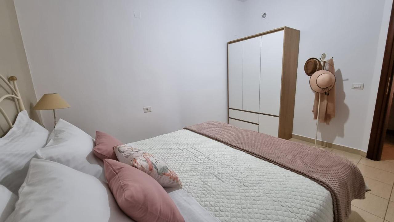 Cypress Garden House Apartment Gazi Luaran gambar