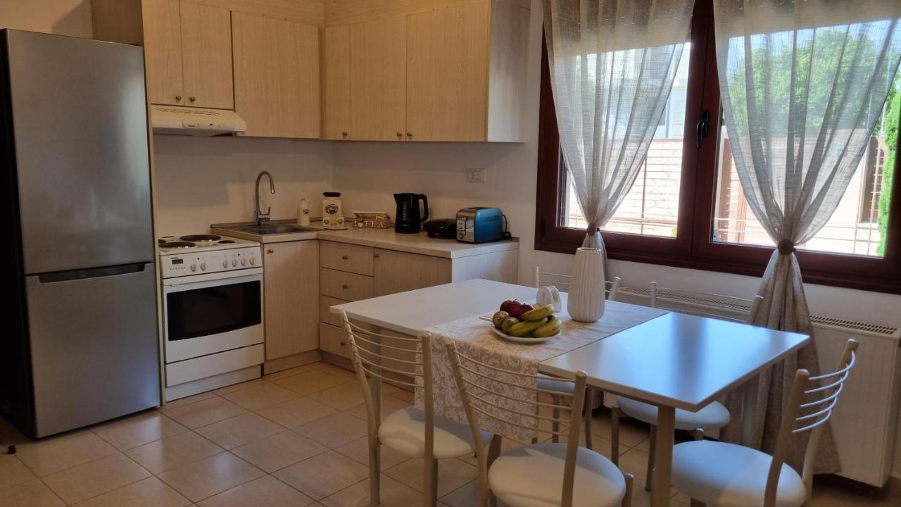 Cypress Garden House Apartment Gazi Luaran gambar