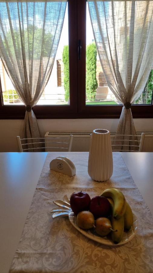 Cypress Garden House Apartment Gazi Luaran gambar